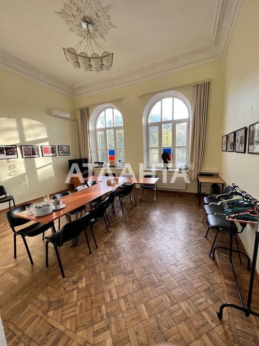 Предложение , отдельно стоящее здание в историческом центре Одессы  !