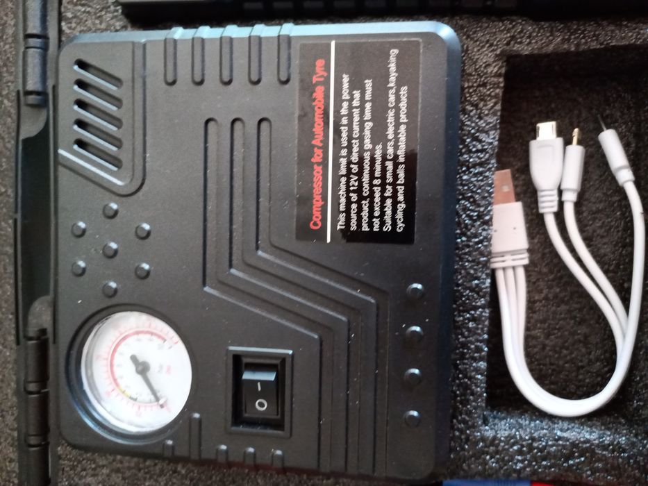 Пусковий пристрій павербанк12в