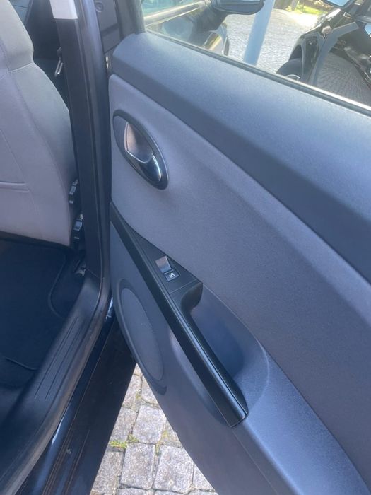 Seat Leon 1.9 TDI (2009)