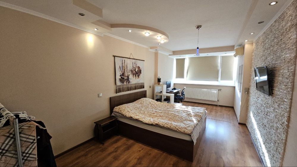 Продаж 3 кімн квартири