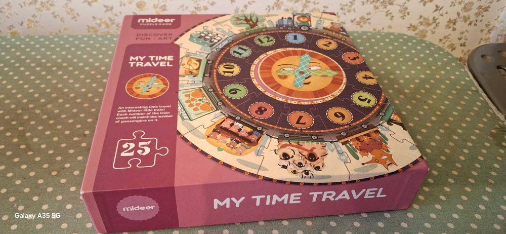 Meeder пазли годинник.