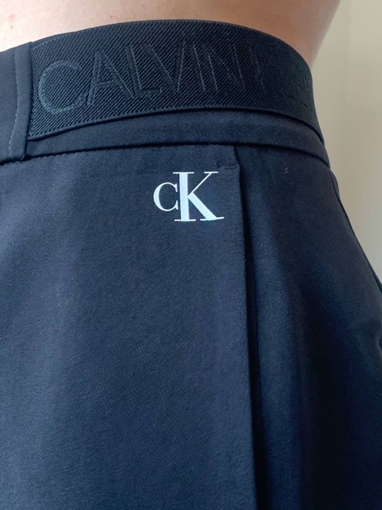 Czarne Kuloty Calvin Klein