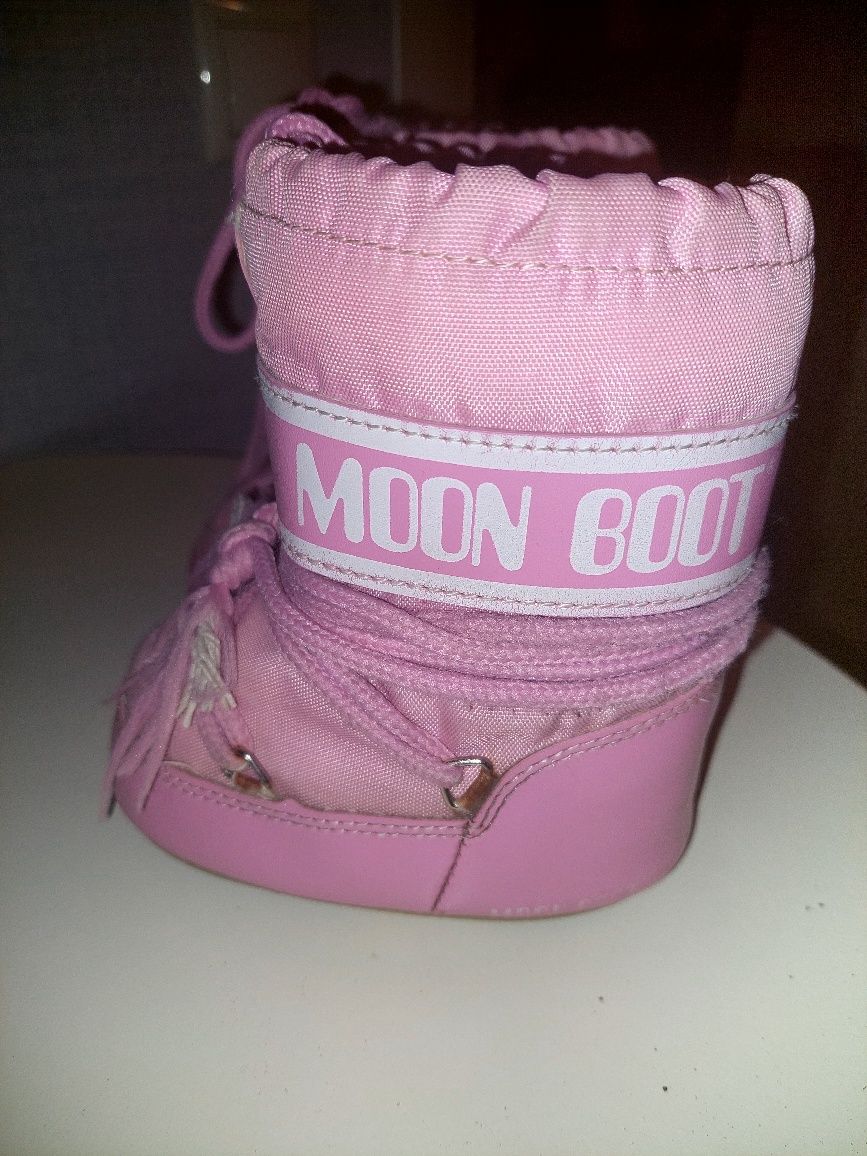 Сапоги moon boot дівчачі 19/22