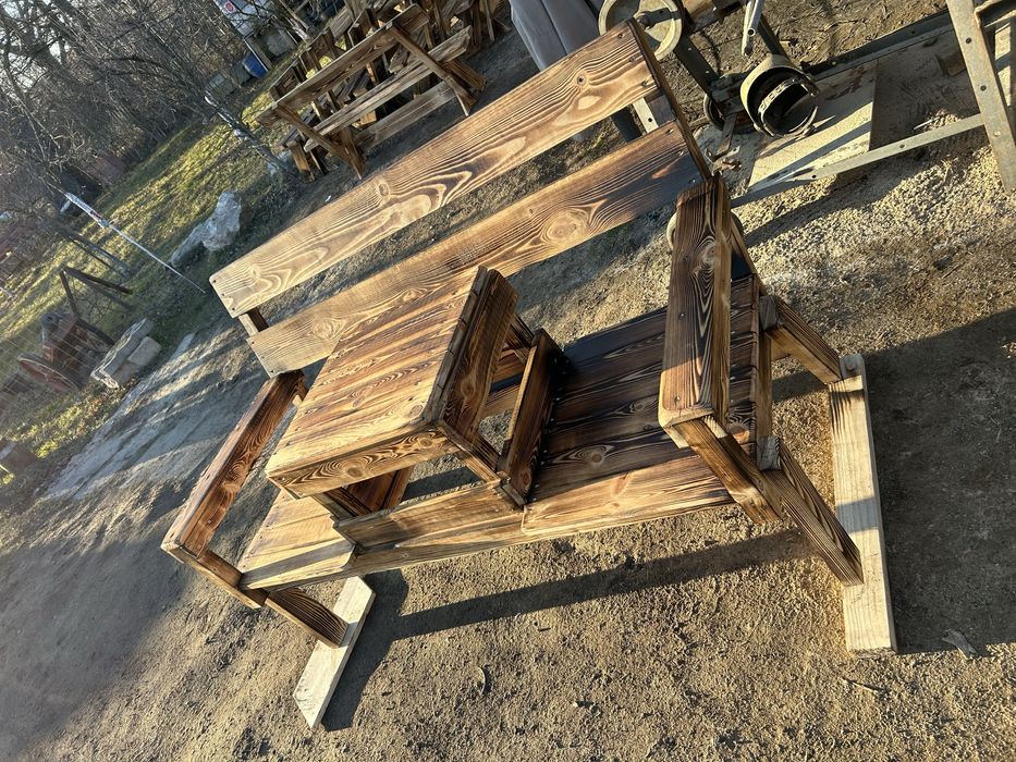 Zestawy mebli ogorodowych huśtawki piaskownice pergole donice stoły