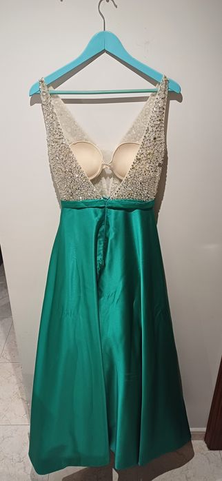 Vendo vestido de festa