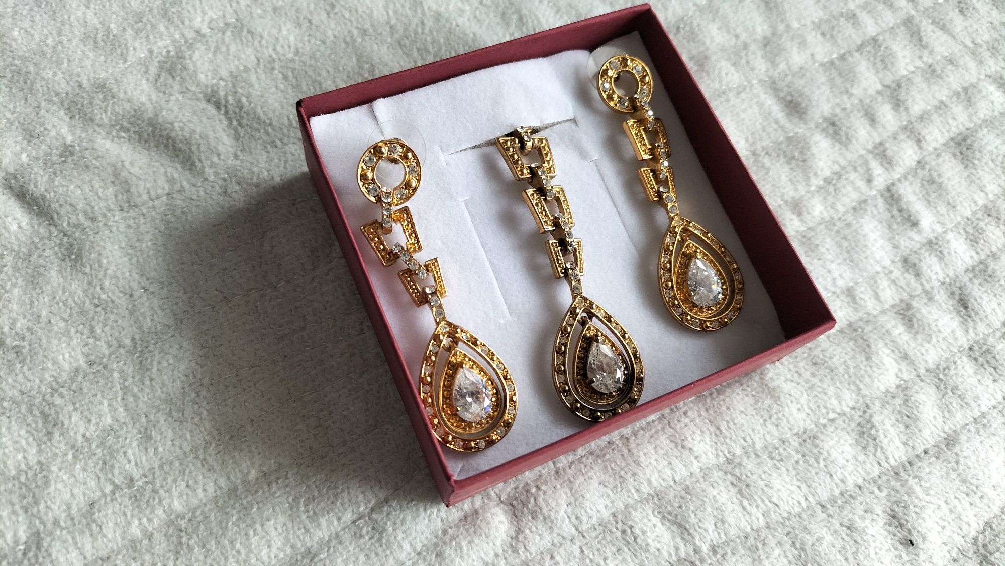 Zestaw biżuterii złoto + cyrkonie łańcuszek + para kolczyków prezent