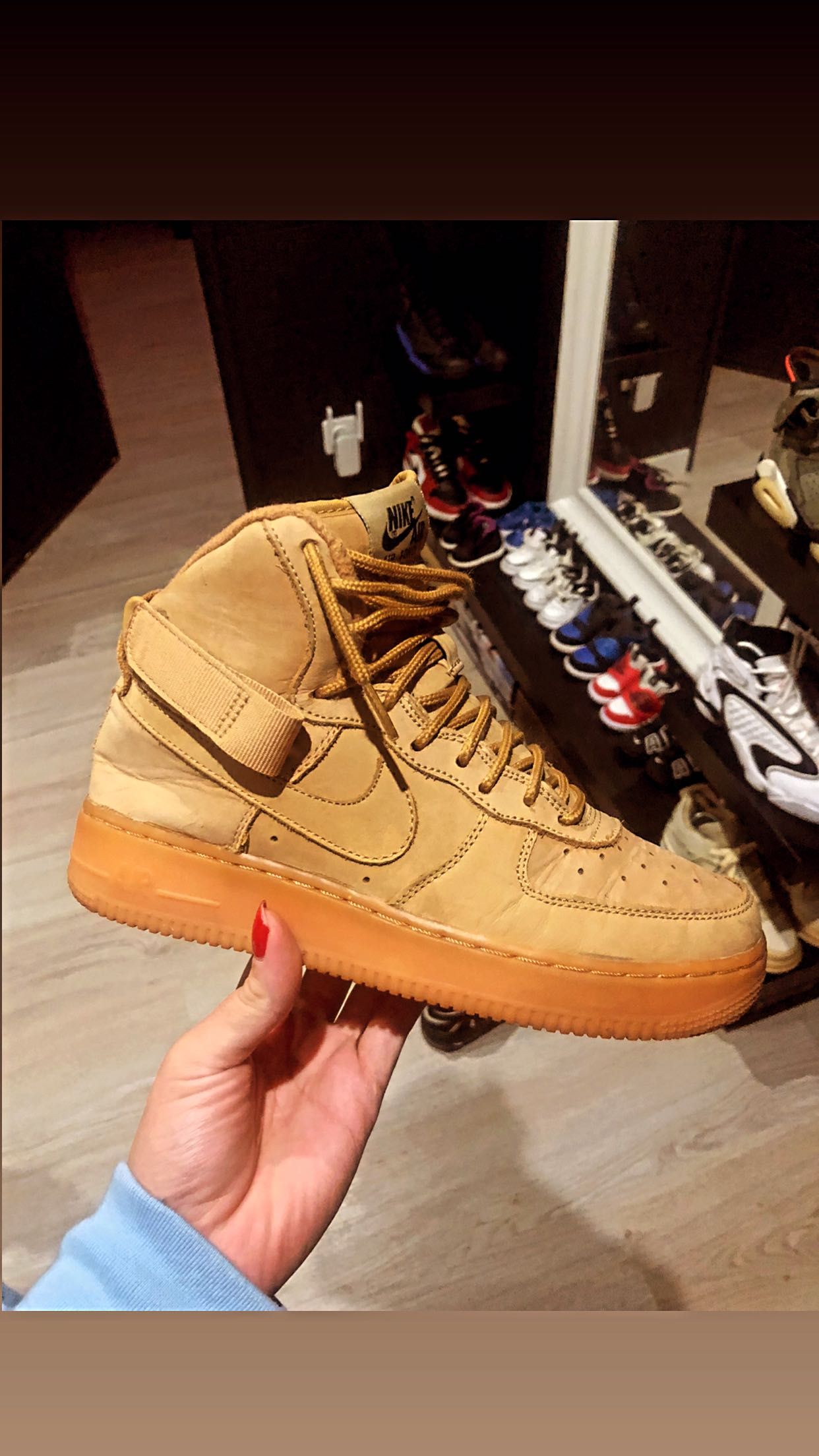 Vendo air force one mids flax