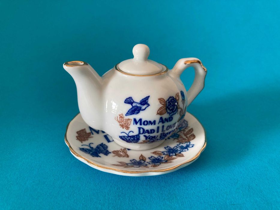 Mini bule com prato porcelana Japonesa Antigo Mãe e Pai