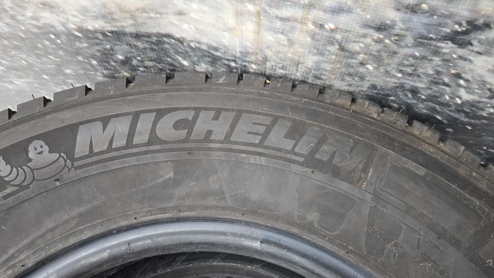 P21 2 x 225/75r16CP Michelin Agilis Camping 116Q opony letnie używane