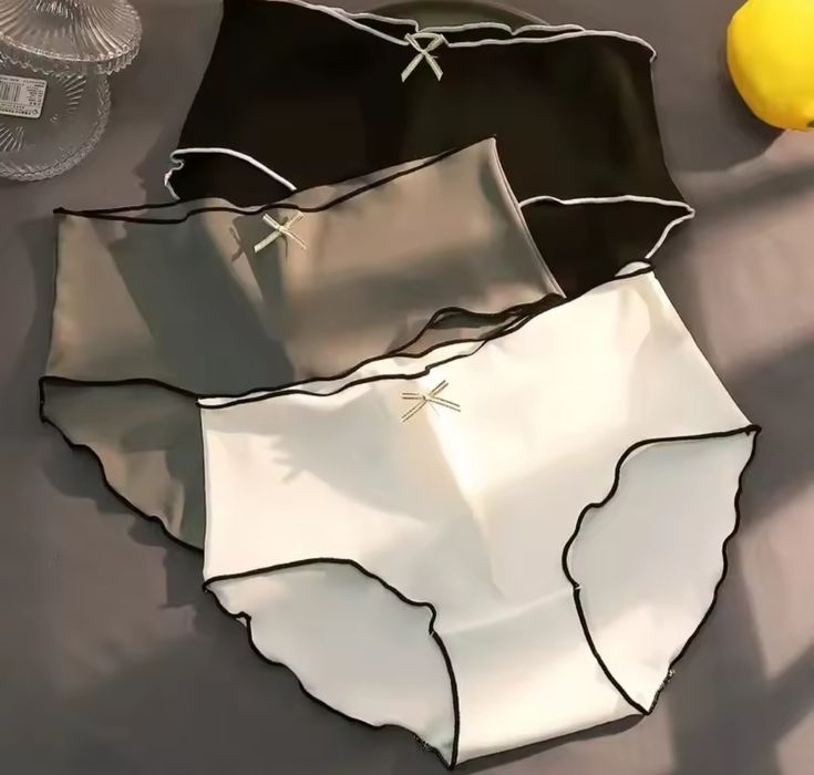 Набір бавовняних жіночих трусиків