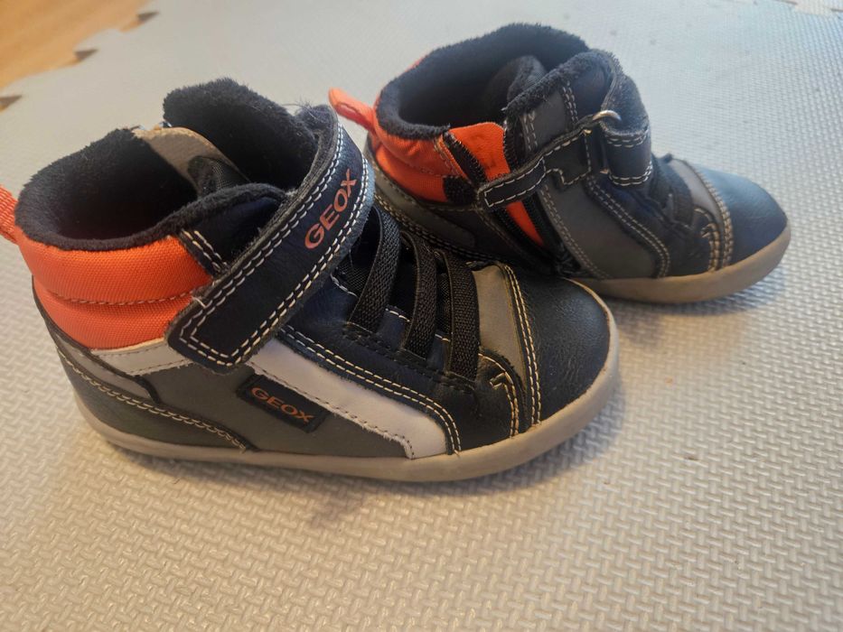 GEOX buty dziecięce, r. 25 – stan bardzo dobry