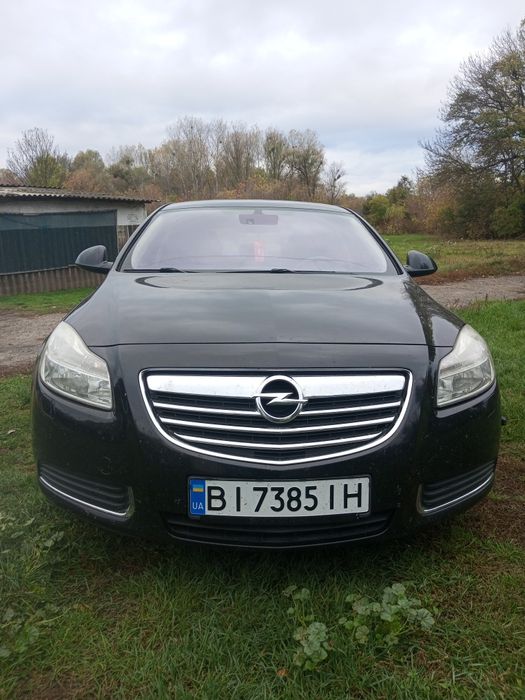 Opel insignia 2009 рік 2.0 бензин Обмін