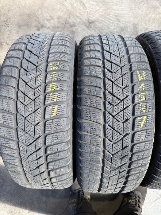 205/55/16 Pirelli Winter SottoZero 3 Runflat