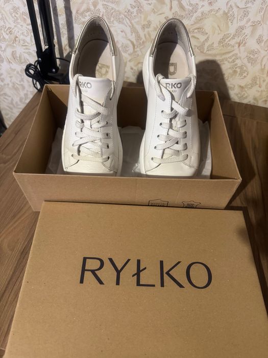 Кросівки жіночі Rylko