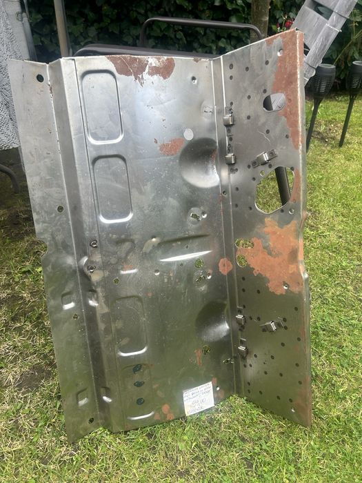 126p nowe czesci blacharskie