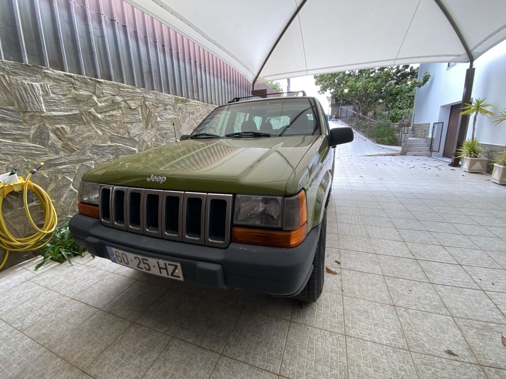 Jeep Grand Cherokee (ZJ) 2.5