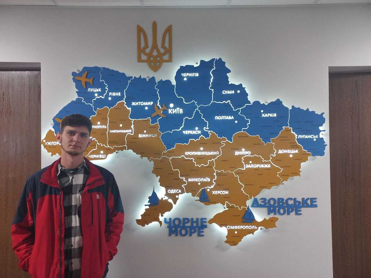 Дерев'яна карта України мапа з річками реками і підсвіткою подсветкой