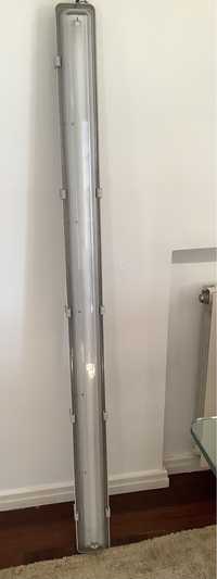 Candeeiro de tecto estanque 160cm com lâmpada- Novo