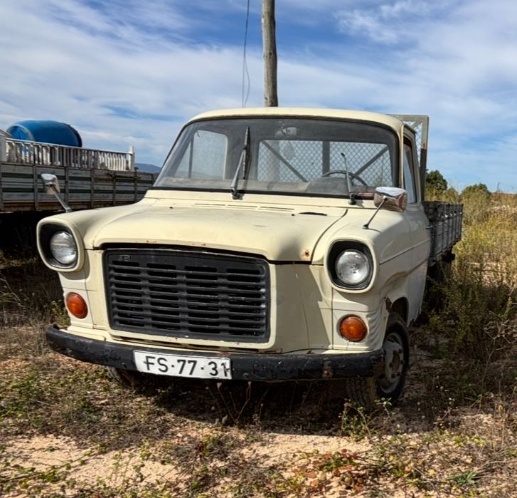 Transit Y 120 de 1977