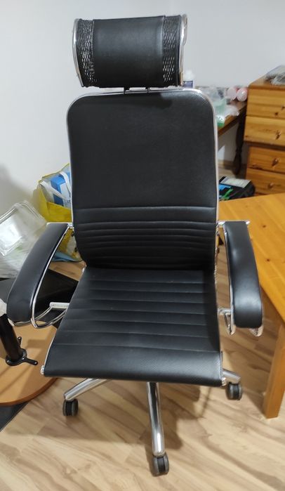 Стілець для комп'ютера