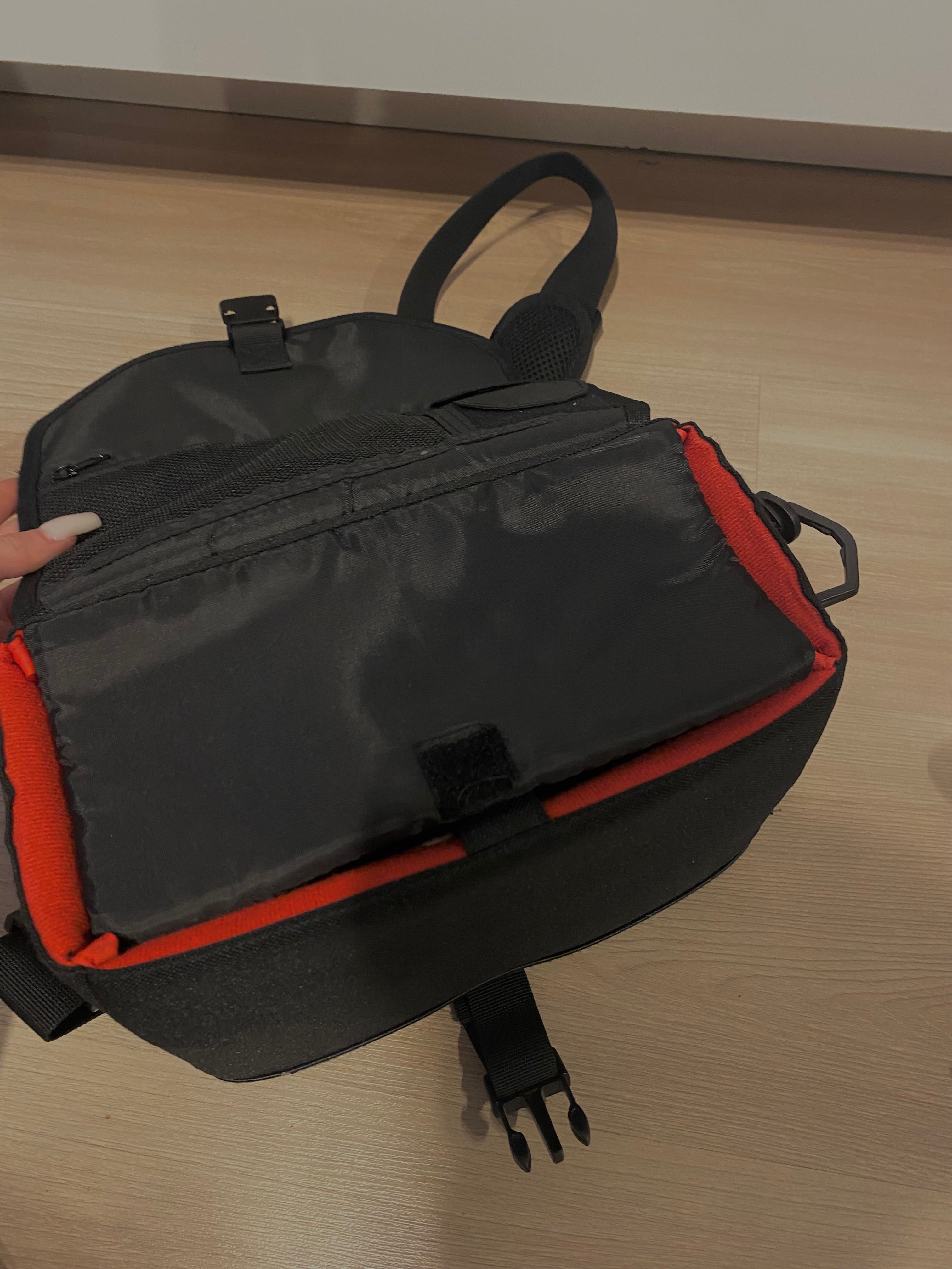 Canon EOS 2000D + torba + bateria + pasek + ładowarka – stan idealny!