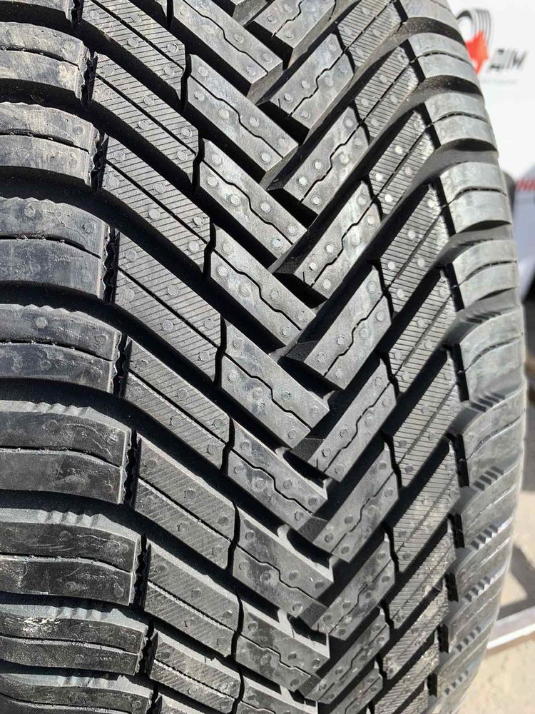 Шини 205/55 R17 Nexen літо 2023рік