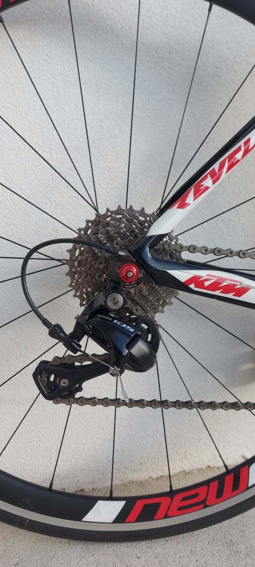 Bicicleta de estrada carbono KTM
Vendo porq