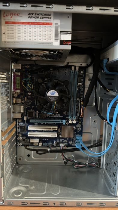 Komputer stacjonarny intel i5 8gb ram 500gb ssd win 11 pro