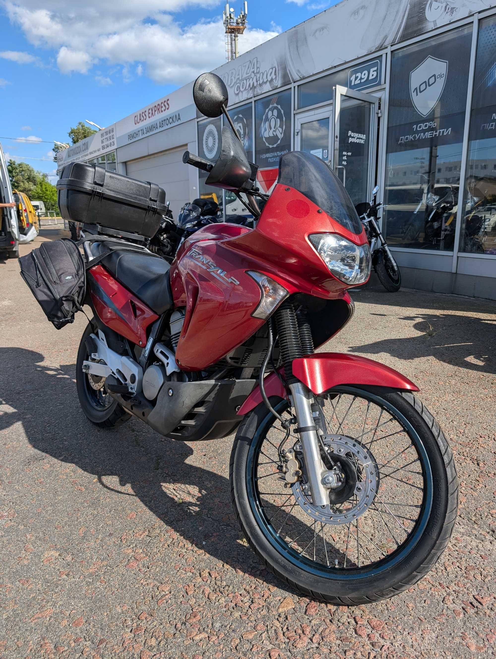 Мотоцикл Honda Transalp XL650V 2006 MoToBaZa