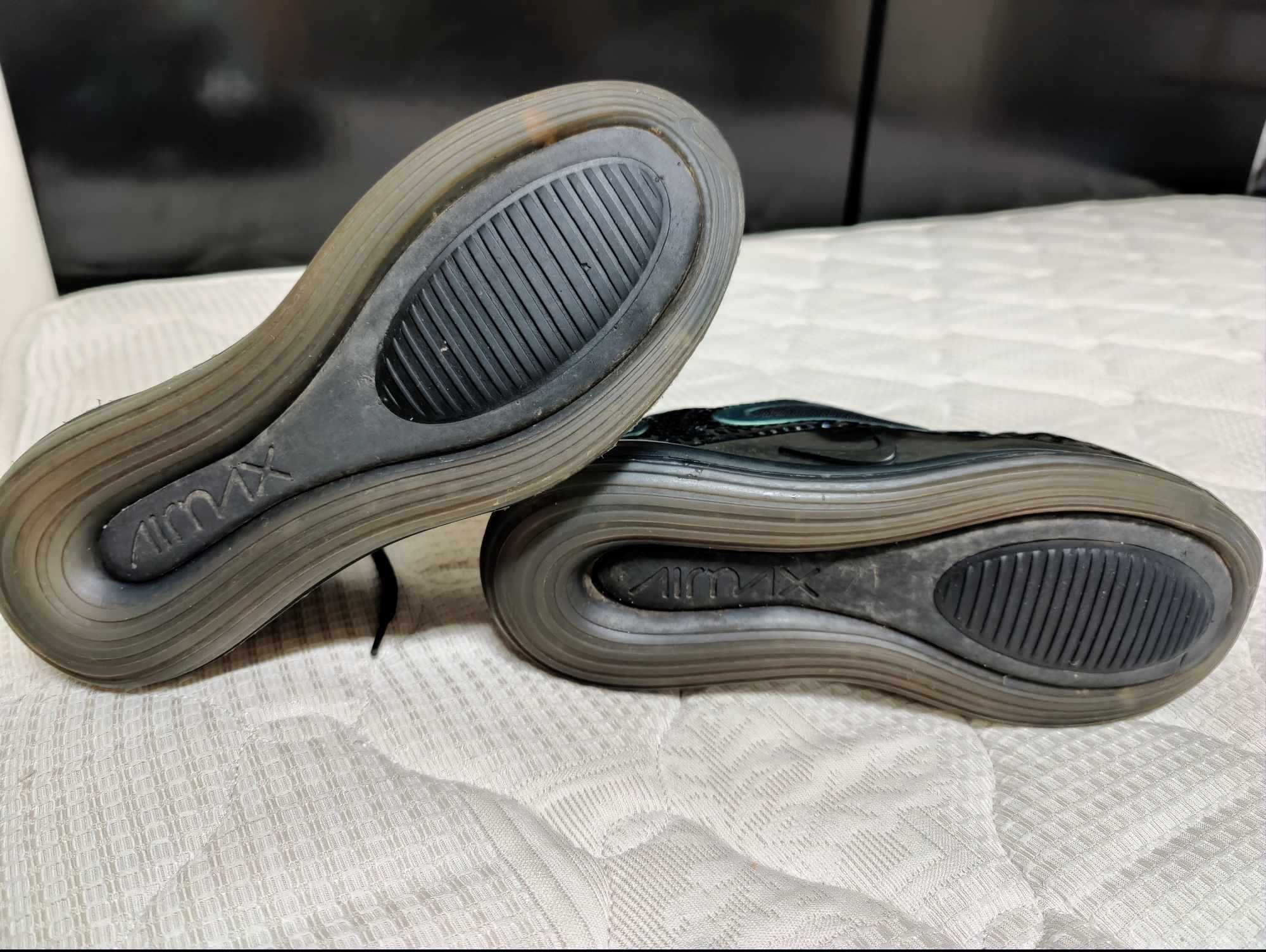 Nike Air Max 720 Throwback Future Iridescent tam. 37.5 como novas