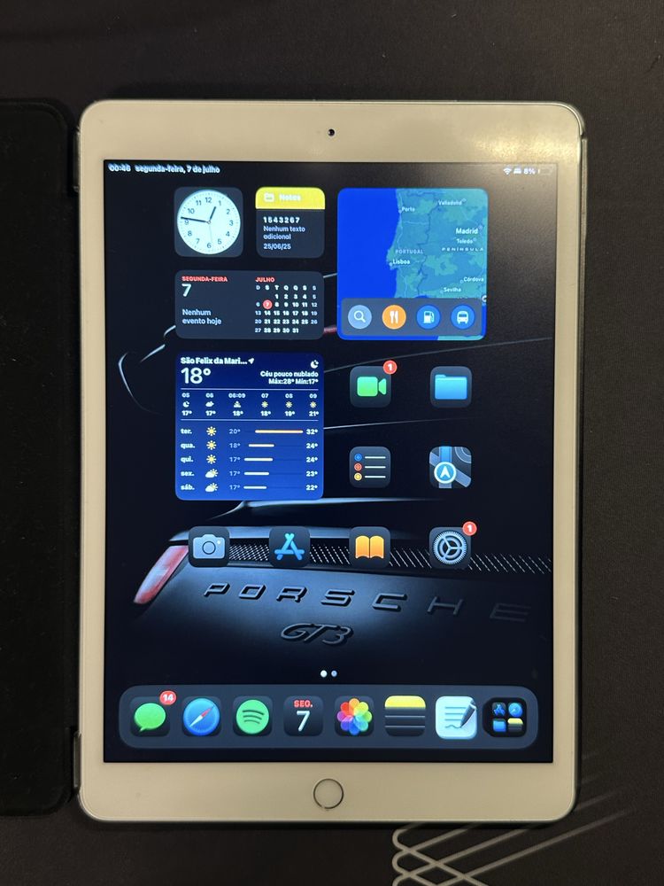iPad 7ª Geraçao 10.2” com Apple pencil e 2 capas incluidas como novo
