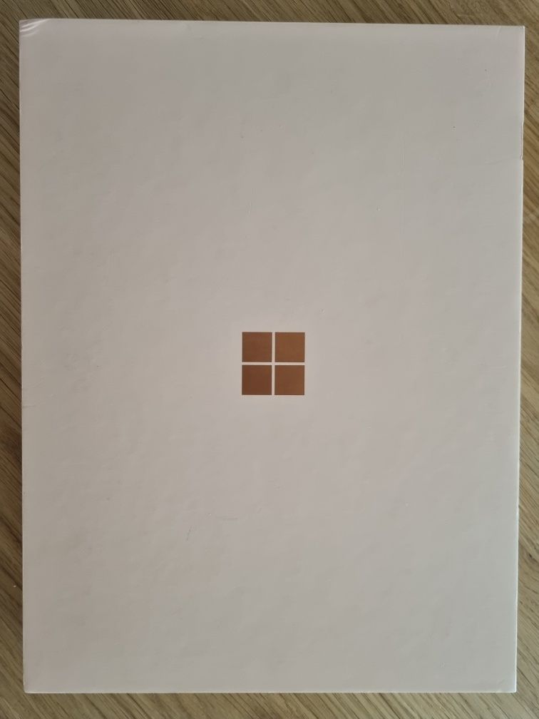 Surface Pro 11 | 13" / 512gb / 16gb RAM - Selado na caixa