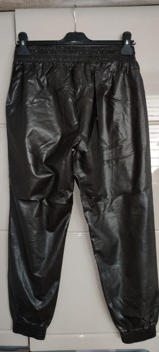 Spodnie eko skóra Zara 38