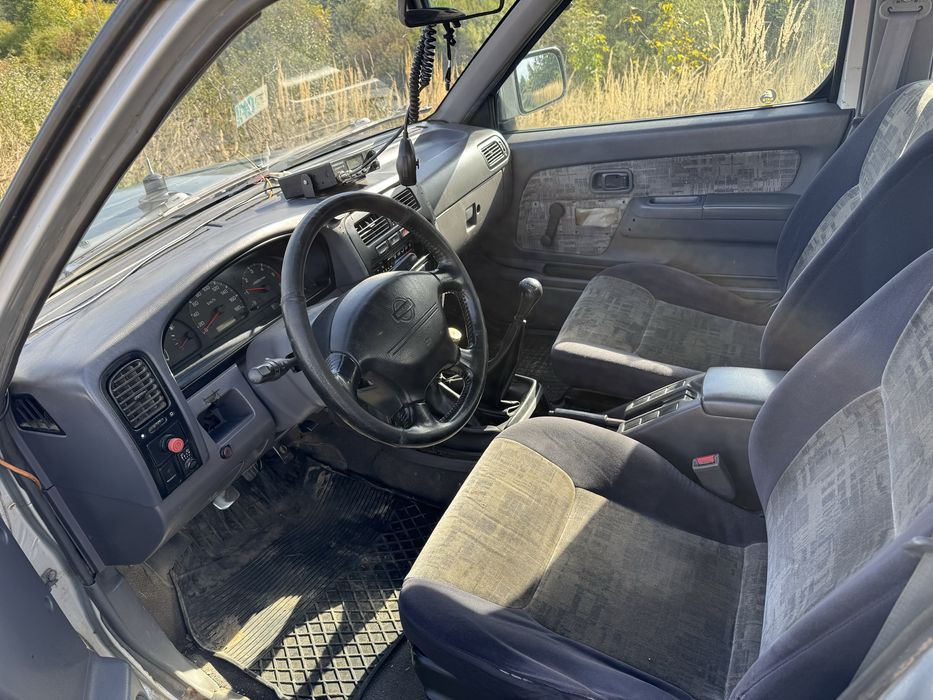 Nissan Pickup D22 2.5td 103km '99r salon Pl 4x4 zdrowa rama