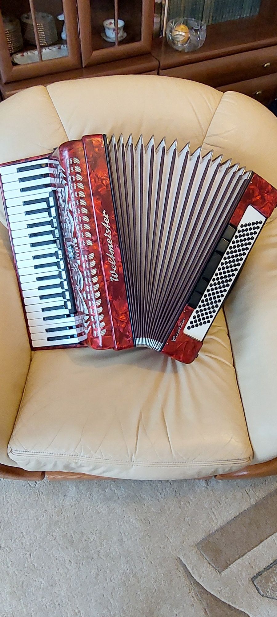 Akordeon Weltmeister Caprice 120