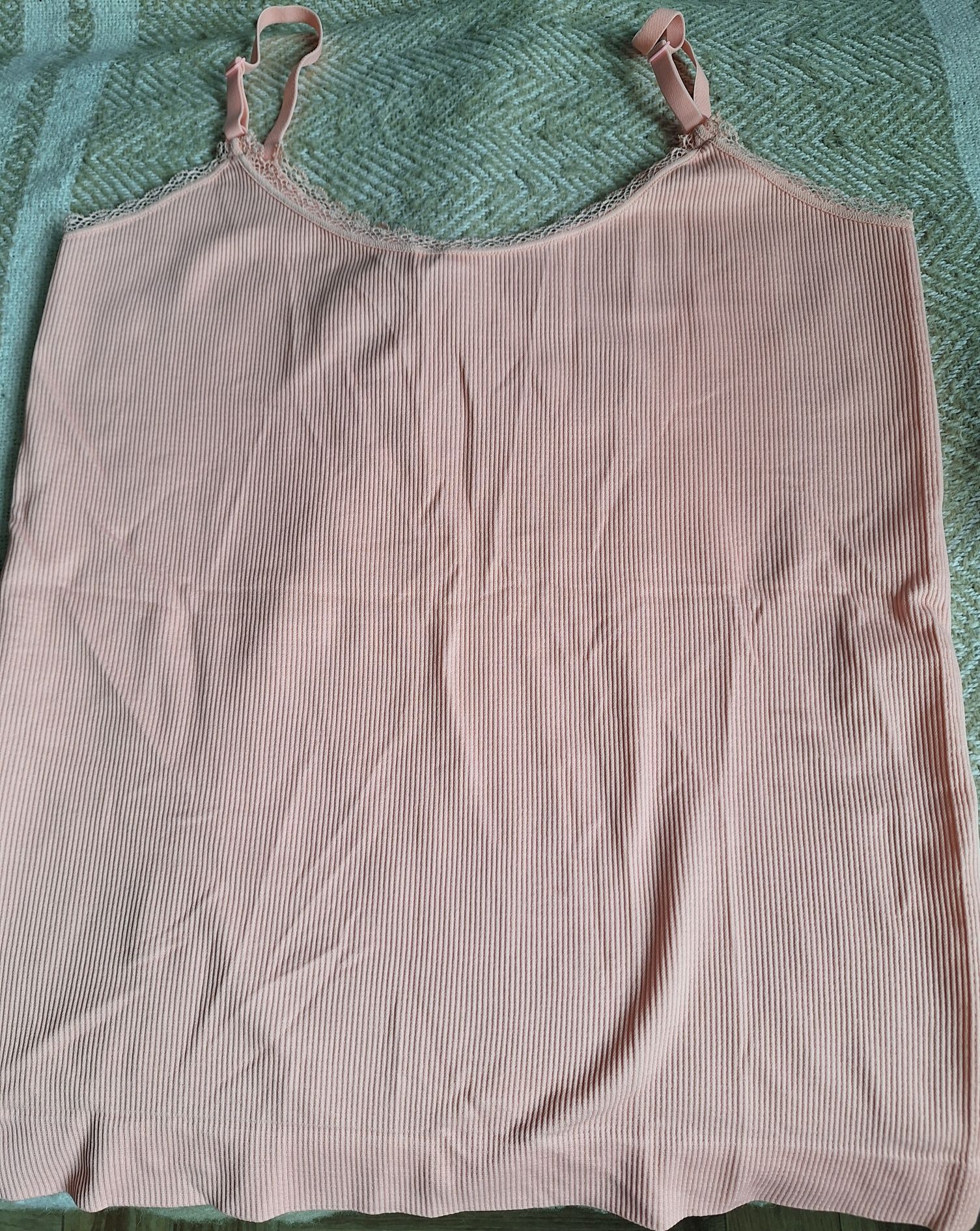 Paka ubrań rozmiar L, XL