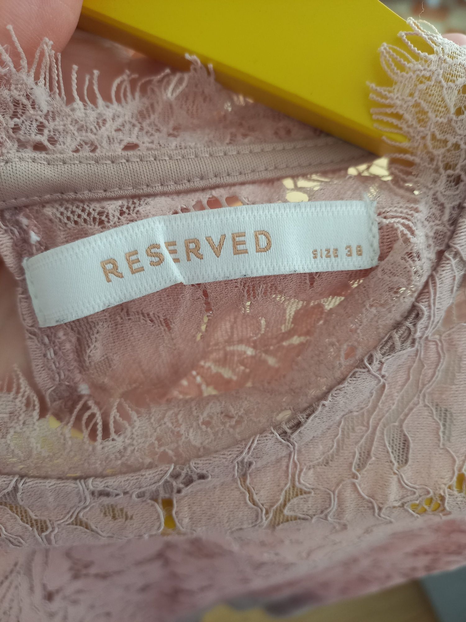Sukienka reserved 38