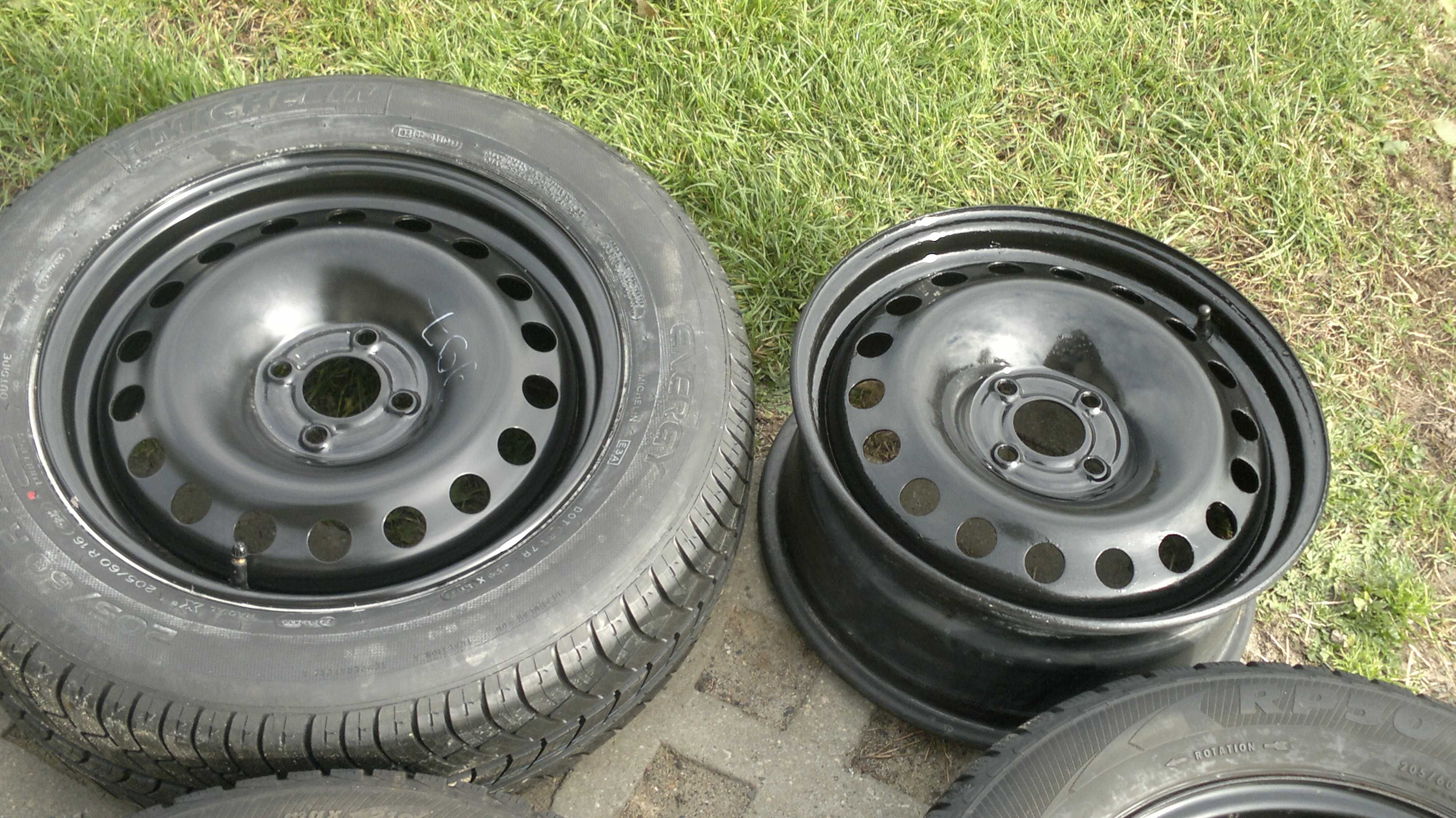 Felgi stalowe 15 RENAULT 16 megane 4x100 scenic modusclio LAGUNA 5X108