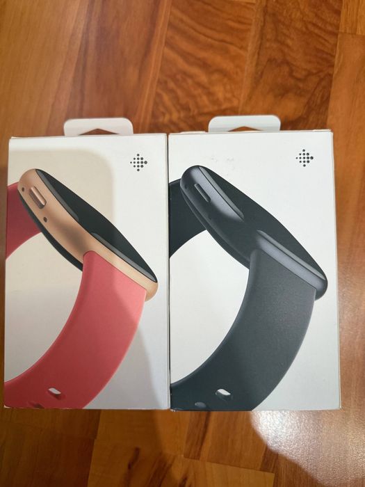 Смарт-годинник Fitbit Versa 4