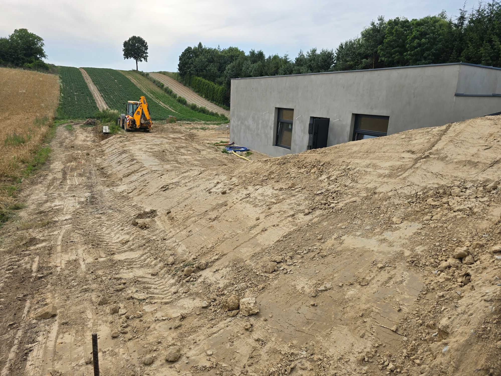 Usługi koparko-ładowarki