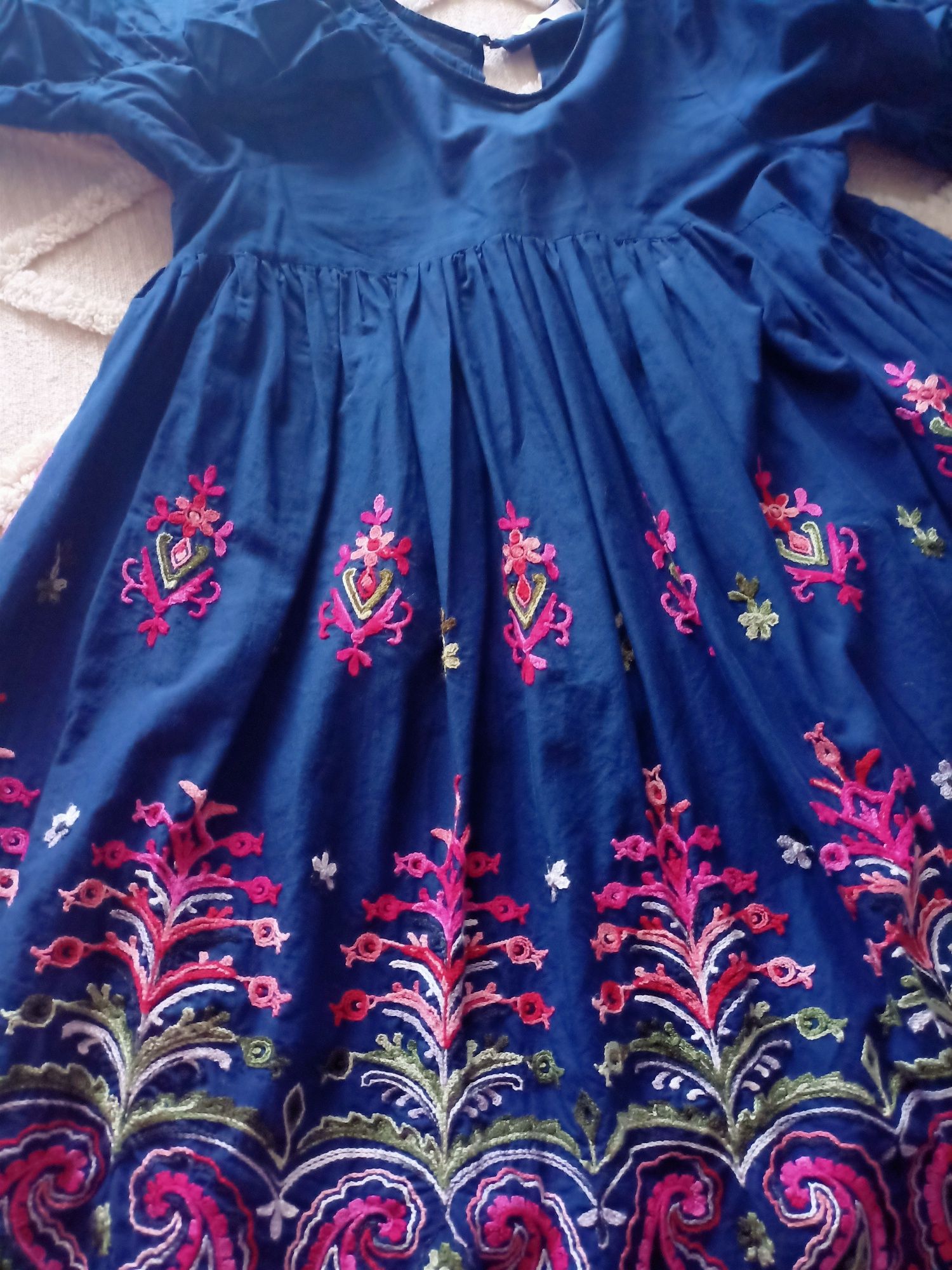 Piękna sukienka cocomore M