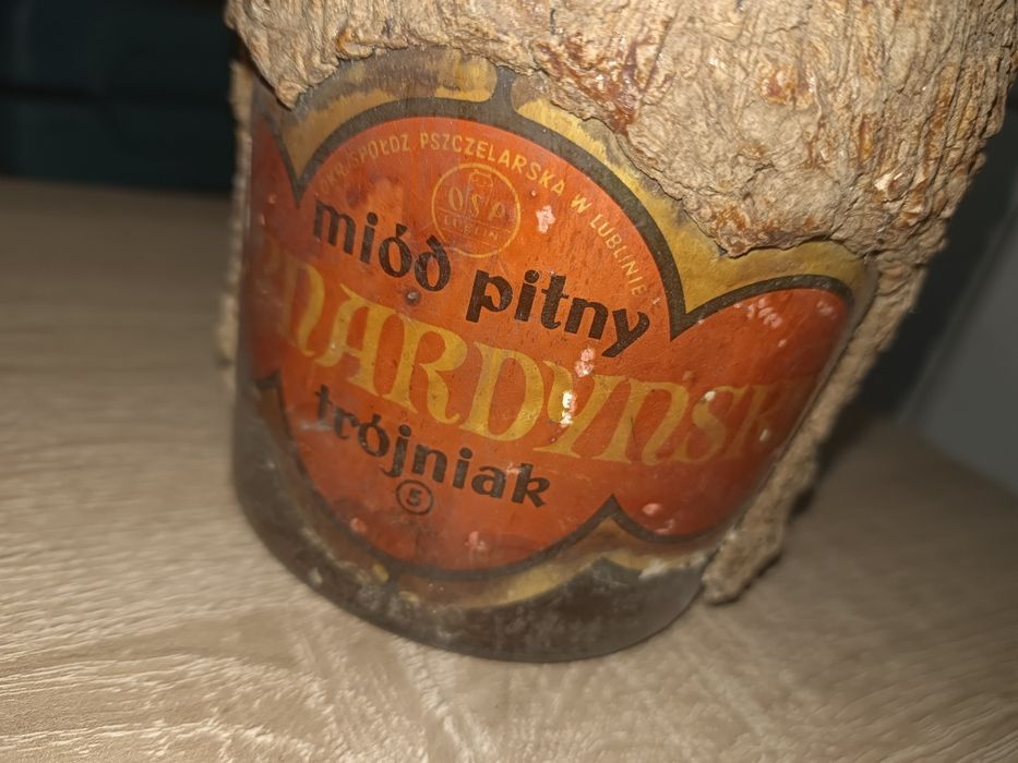 Ozdobna butelka z czasów prl-u