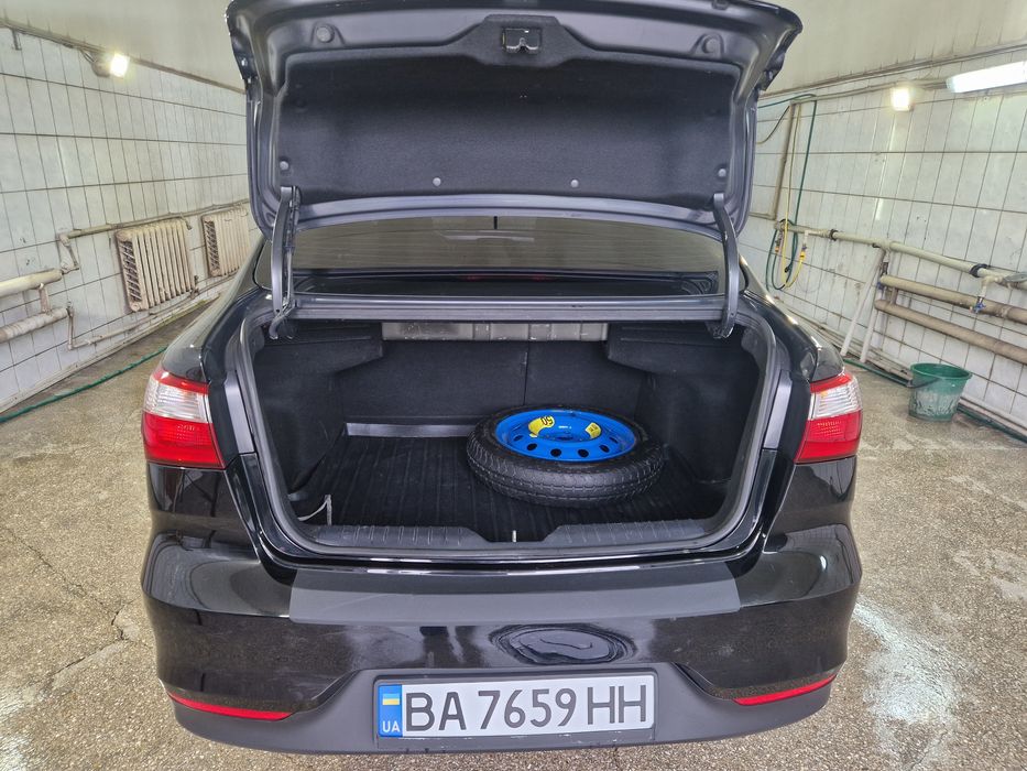 KIA RIO 2017 1.4 газ бензин обмен