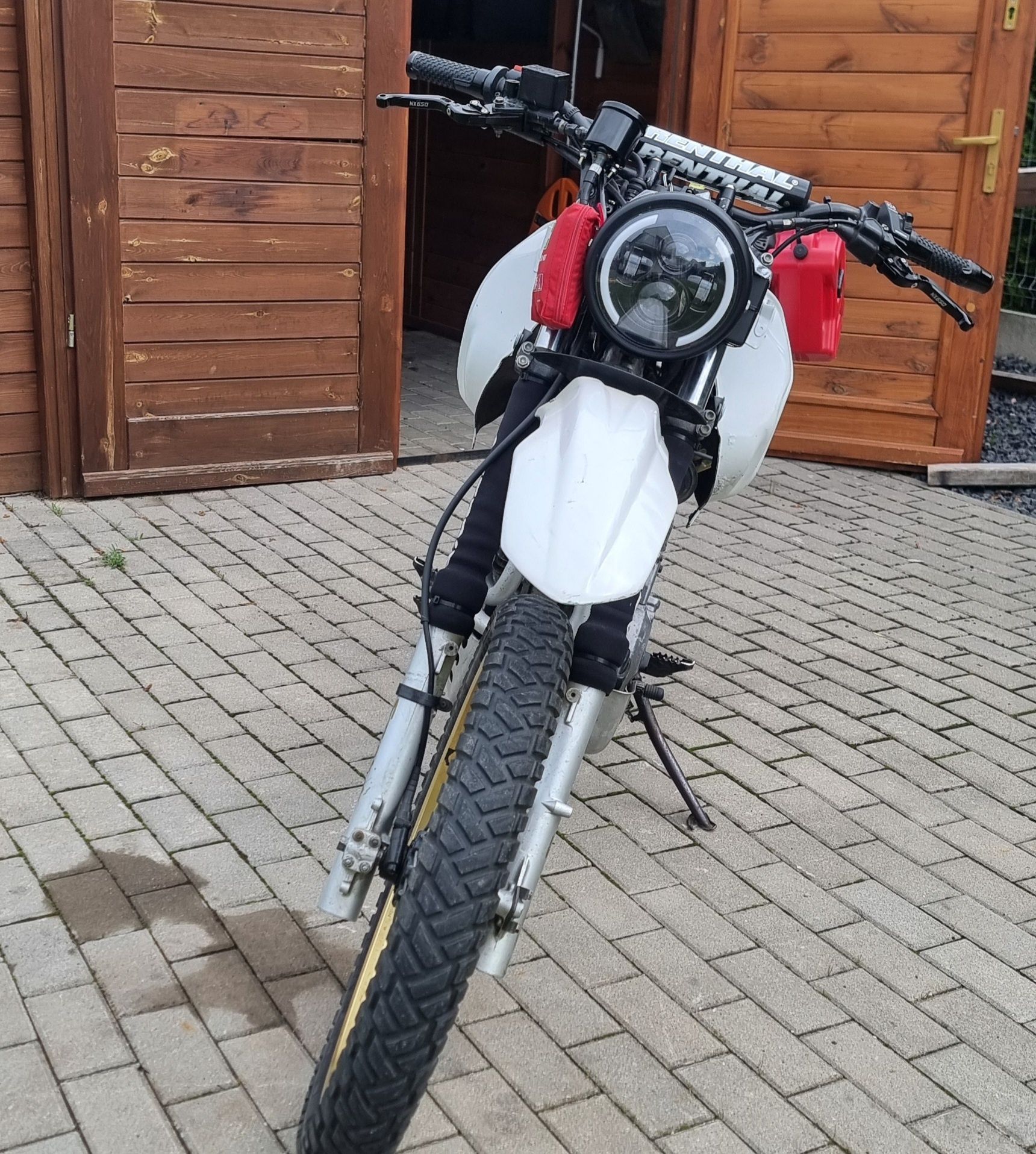 Honda NX 650 Dominator 1995 rok