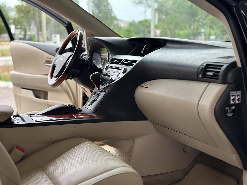 Продам Lexus RX350