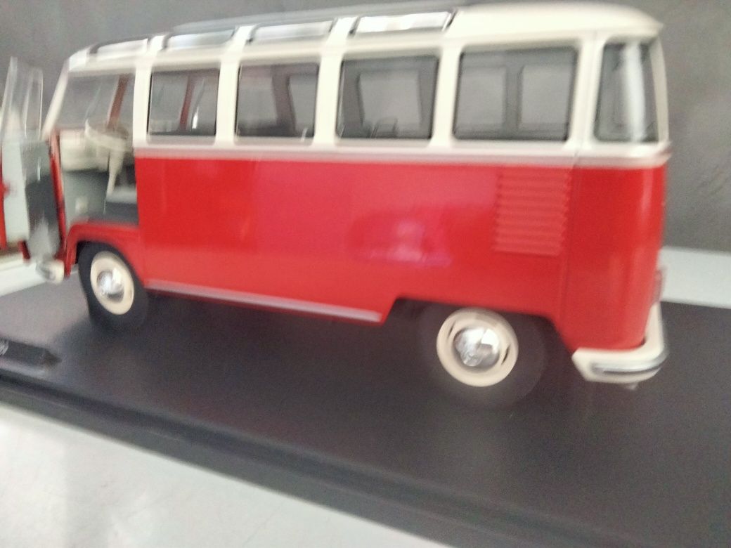 Miniaturas de carros 1.18