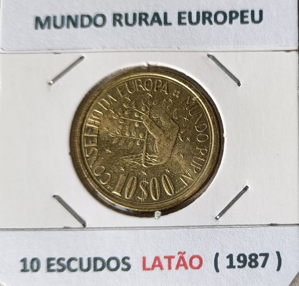 3 Moedas Comemorativas Portuguesas  de 10 escudos   ( Prata / Latão  )