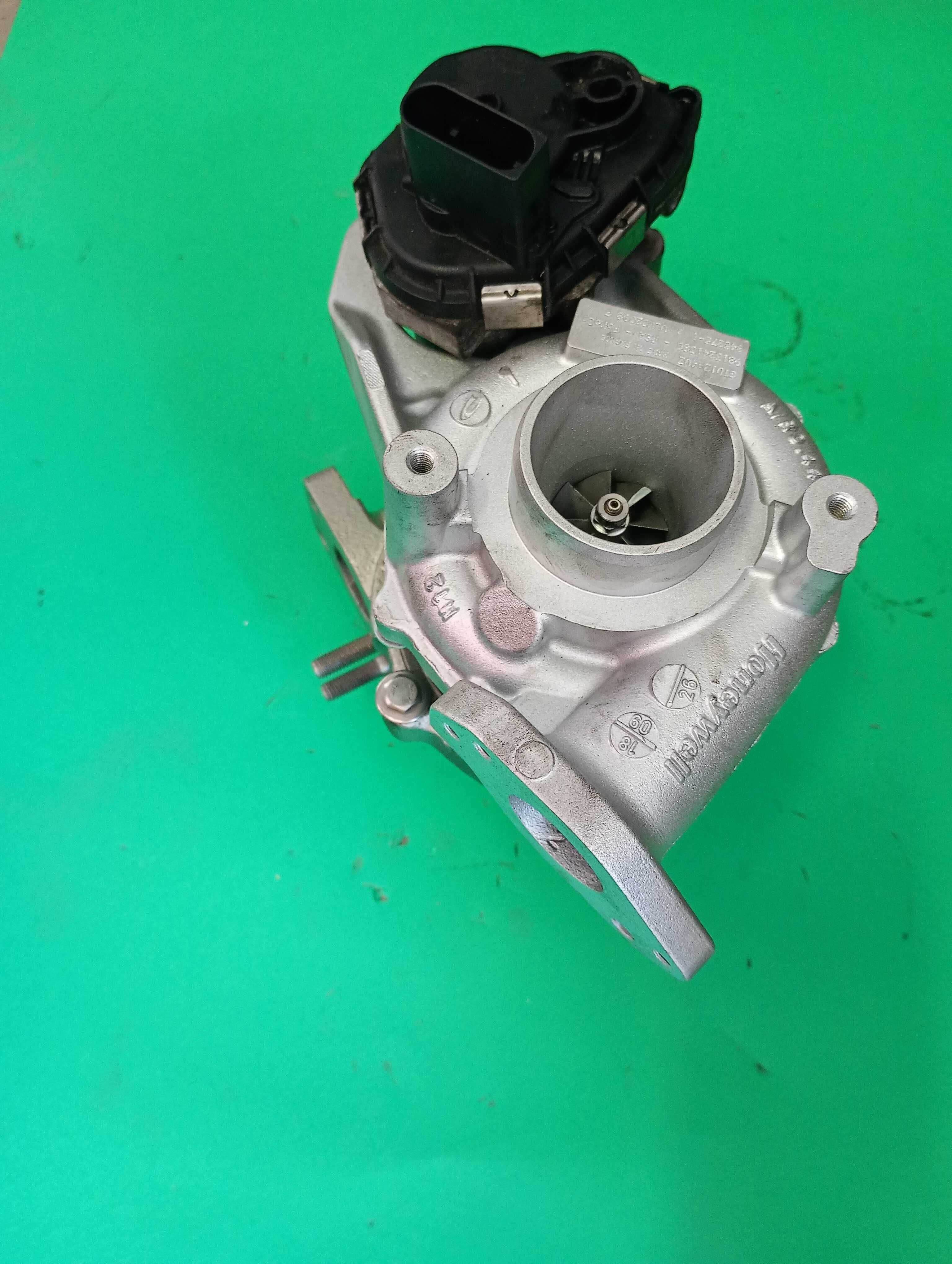 Turbosprężarka Turbina Ford Focus Fiesta Transit Tourneo 1.5 Eco