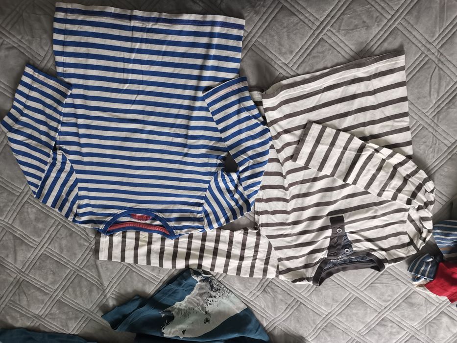 Koszulka t-shirt bluzka z długim rękawem rozm. 122-128 duzo koszulek b