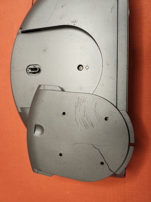 radiobudzik marki Tevion.